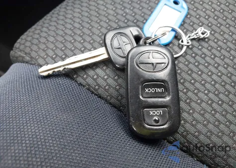 2006 Scion Xb from USA, damaged, VIN JTLKT324964077070